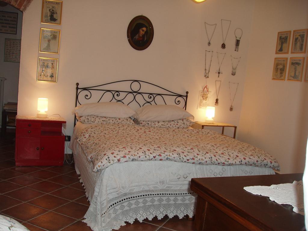 Cascina Nel Bosco Bed & Breakfast Moncucco Torinese Exterior foto