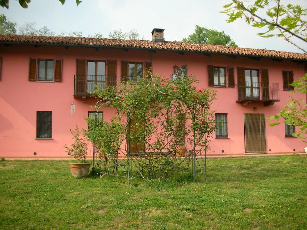 Cascina Nel Bosco Bed & Breakfast Moncucco Torinese Exterior foto
