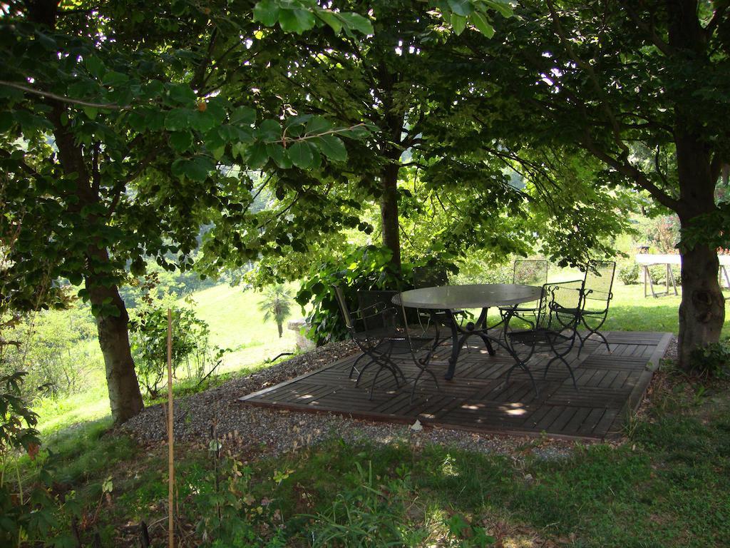 Cascina Nel Bosco Bed & Breakfast Moncucco Torinese Exterior foto