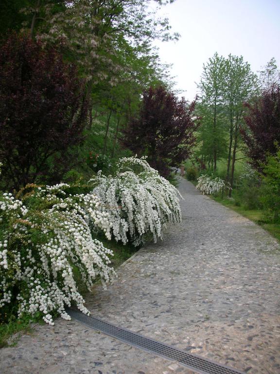 Cascina Nel Bosco Bed & Breakfast Moncucco Torinese Exterior foto